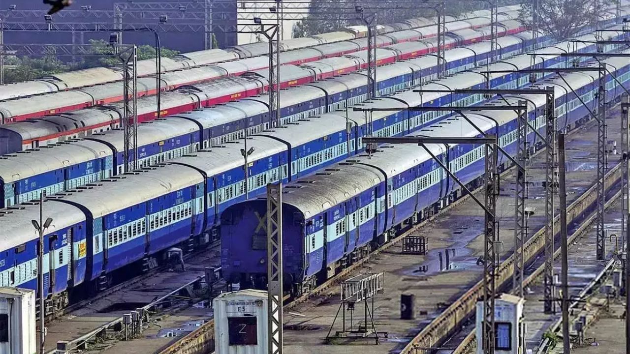 Gujarat Secures Historic Rs 17,155 Crore for Railway Development