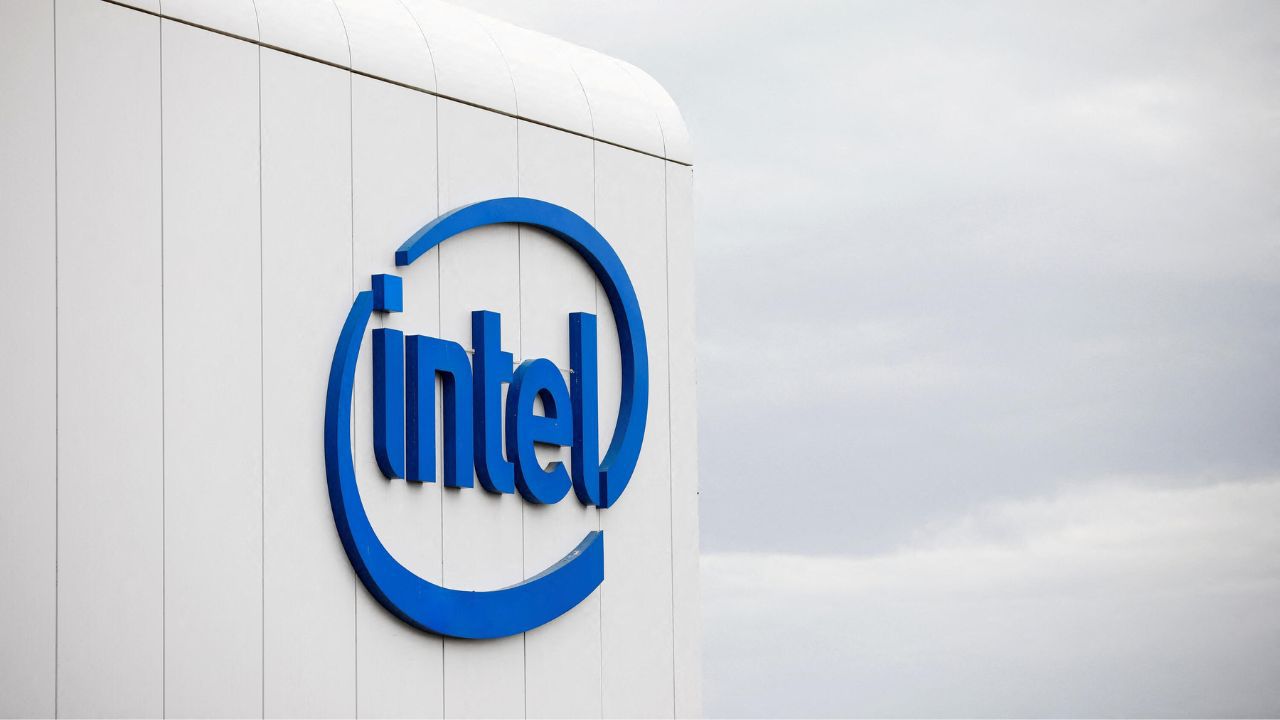 Intel Faces Potential Breakup as Broadcom and TSMC Explore Separate Deals