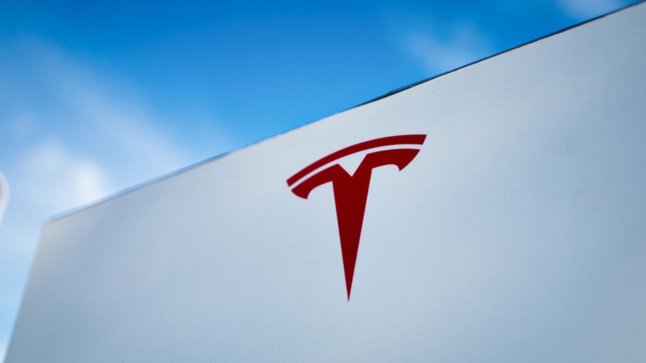 Tesla's India Entry: Andhra Pradesh Intensifies Efforts to Attract EV Giant